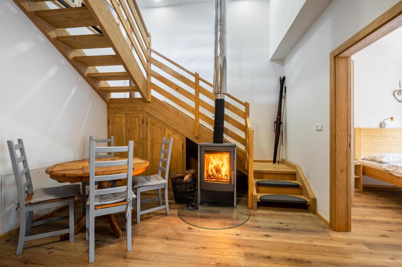 Apartments Srdiecko - Sauna In Smaller Apt - Highest In Central Europe - Fireplace - In The Forest Тале Экстерьер фото